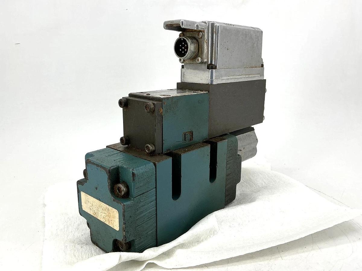 Used Bosch 0811404662 Hydraulic Valve 250bar 7-Pin 24V 4WRLE-10-V85M-3X/G24ETK0/A1M