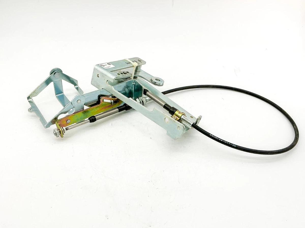 New Allen Bradley 140U-H-FCS03 Flex Cable Mechanism Ser.C