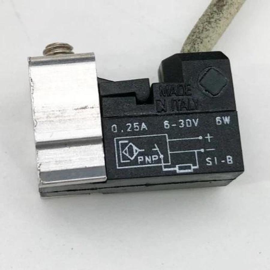 Used Parker 9126454817 Sensor SI-B 0.25A 5-30V 5W DCB4N21K8602