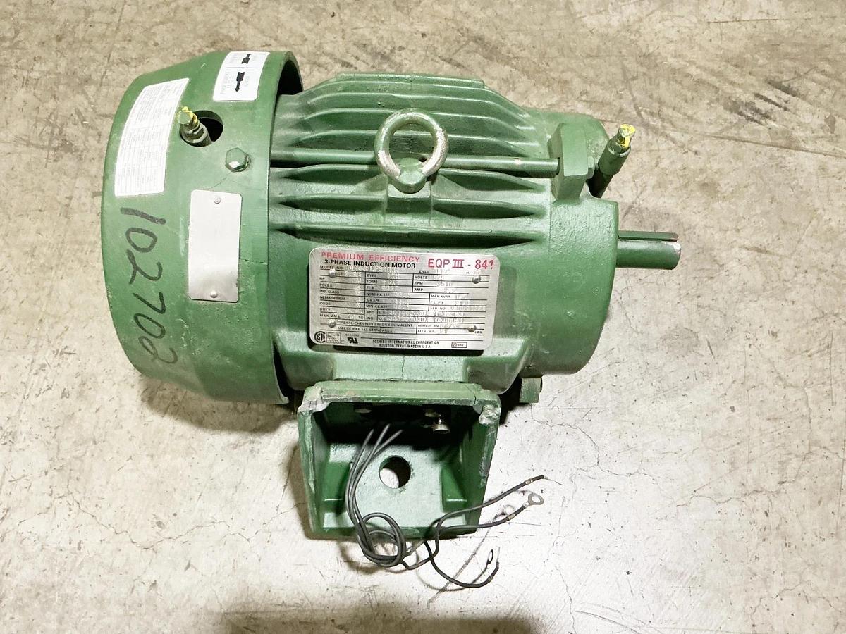 Used Toshiba B0032FLF30HHJ Electric Motor 3HP 575V 3510RPM 2.9A 3PH FCK1