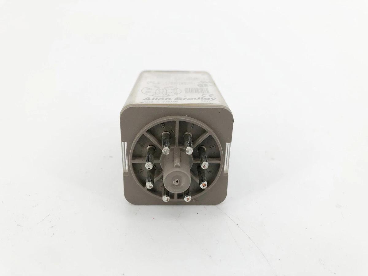 New Allen Bradley 700-HA32A1-4 Ser. B Relay 120VAC - No Box