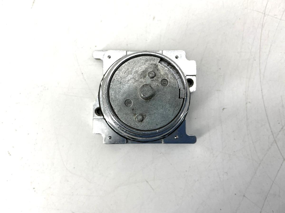 Random Assorted Lot of 4 New Eaton Cutler-Hammer Selector Switch