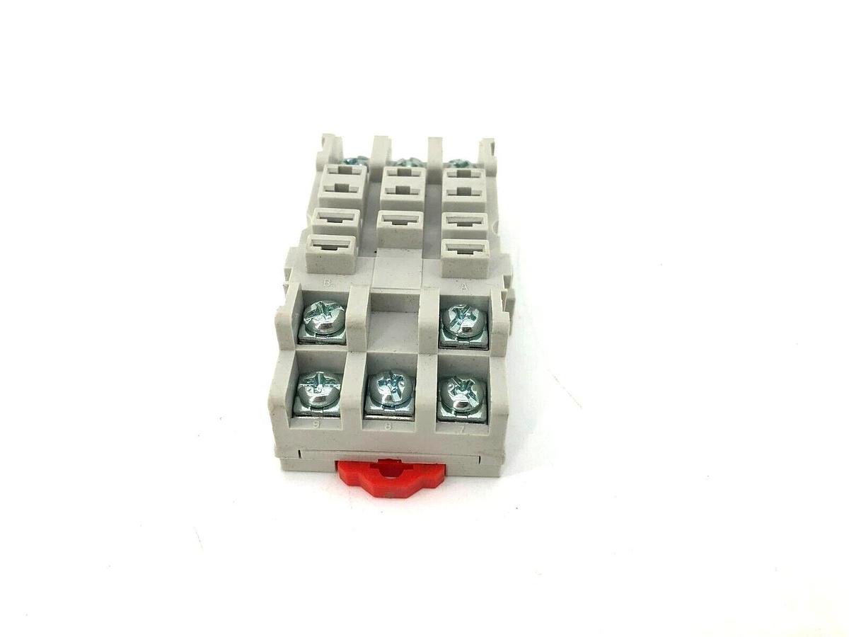 Lot of 4 New SPC Technology SPC9799 Relay Sockets 15A 300V