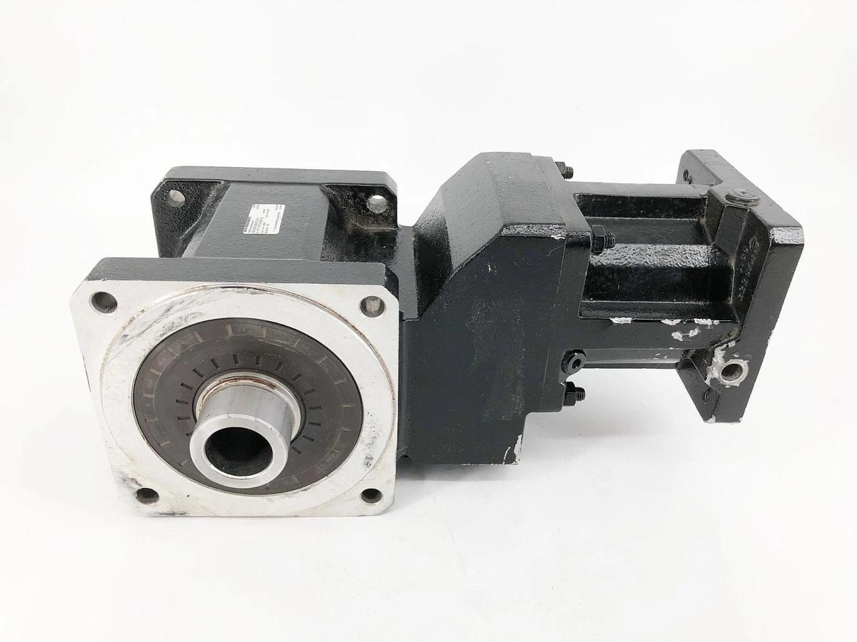 New SEW Eurodrive BSHF402 EBH05/16/13 Gearbox i=25 4500rpm No Box
