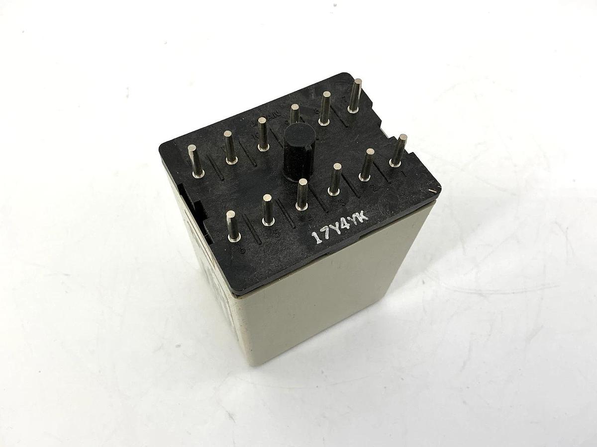 New Omron S3S-A10-US Controller Unit 12-Pin 120/240VAC Relay Contact 5A 250V