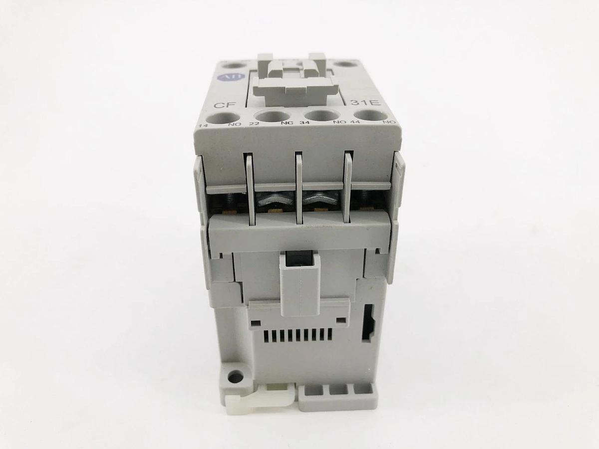 New Allen-Bradley 700-CF310J Ser. A Control Relay 24V 3NO 1NC