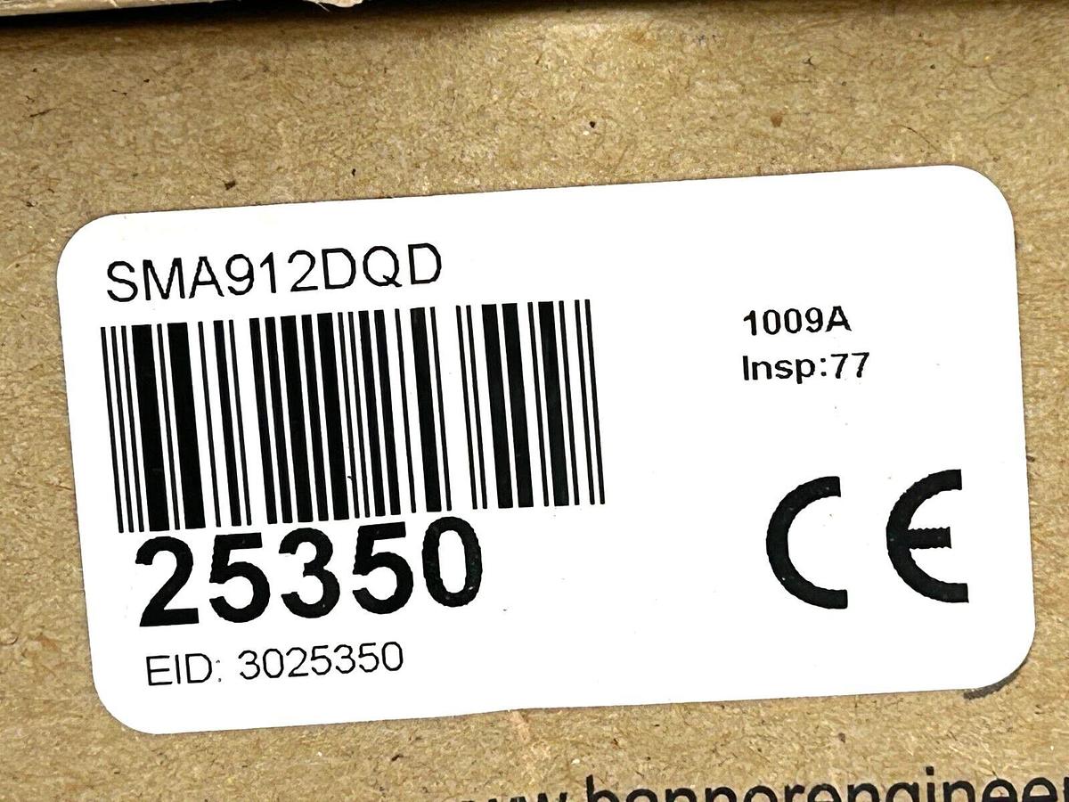 New Banner Engineering SMA912DQD Photoelectric Sensor 3Pin 130V 25350