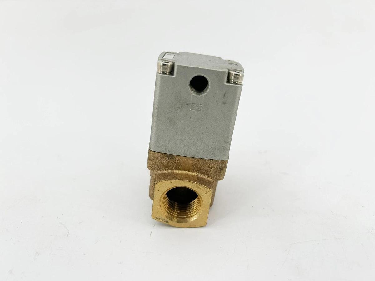 New SMC VNB204A-15A Process Valve, 2 Port