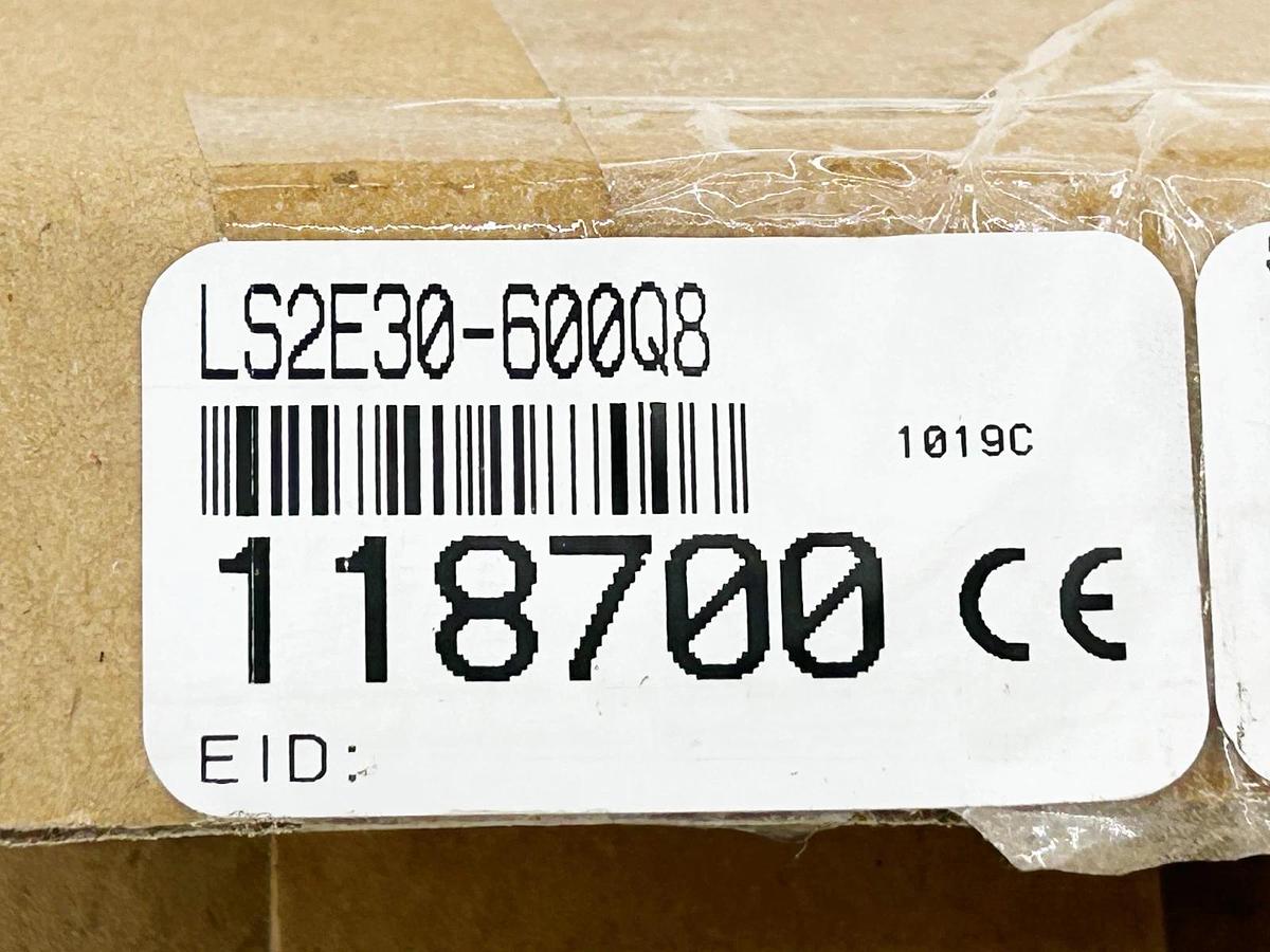 New Banner LS2E30-600Q8 Light Curtain Emitter 24VDC 30MMX600M Yellow 118700