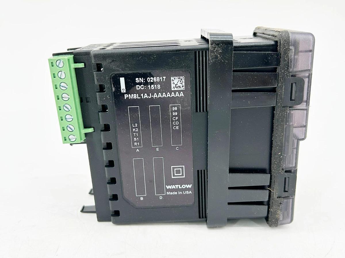 New Watlow PM8L1AJ-AAAAAAA Multi-Function Controller 240V Red/Green Display