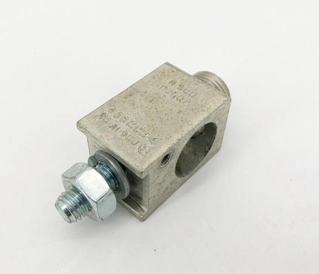 Used Ilsco D3607 Lug Connector 400MCM-4