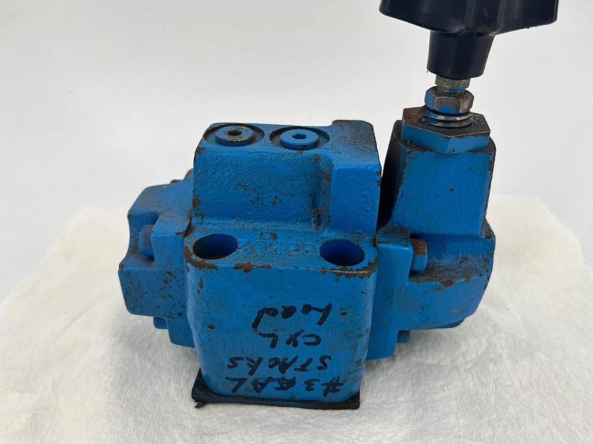 New Vickers XCG-03-3F-30 Hydraulic Reducing Valve 626081