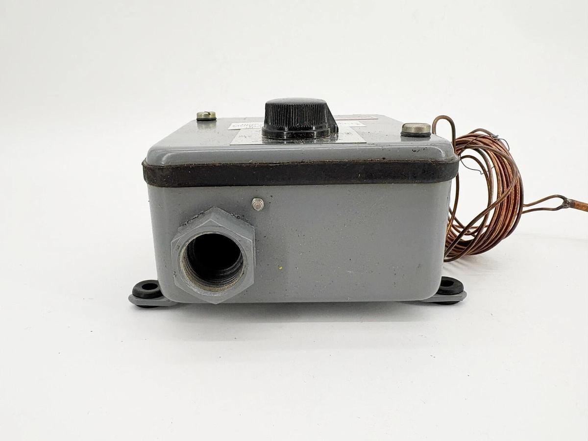 New Penn A28KA-1 Temperature Controller 0-150°F Range