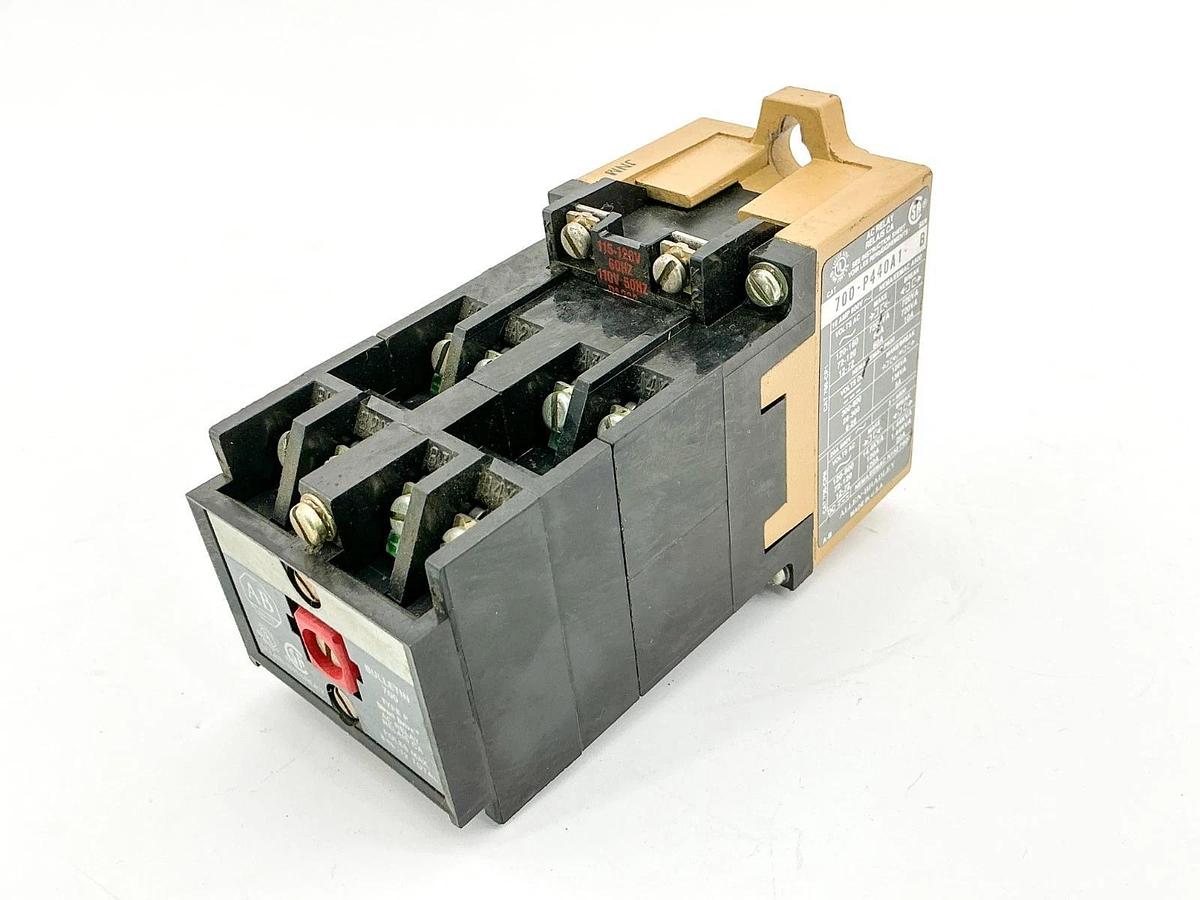 Used Allen Bradley 700-P440A1 AC Relay 600V 10A 720VA Ser.B