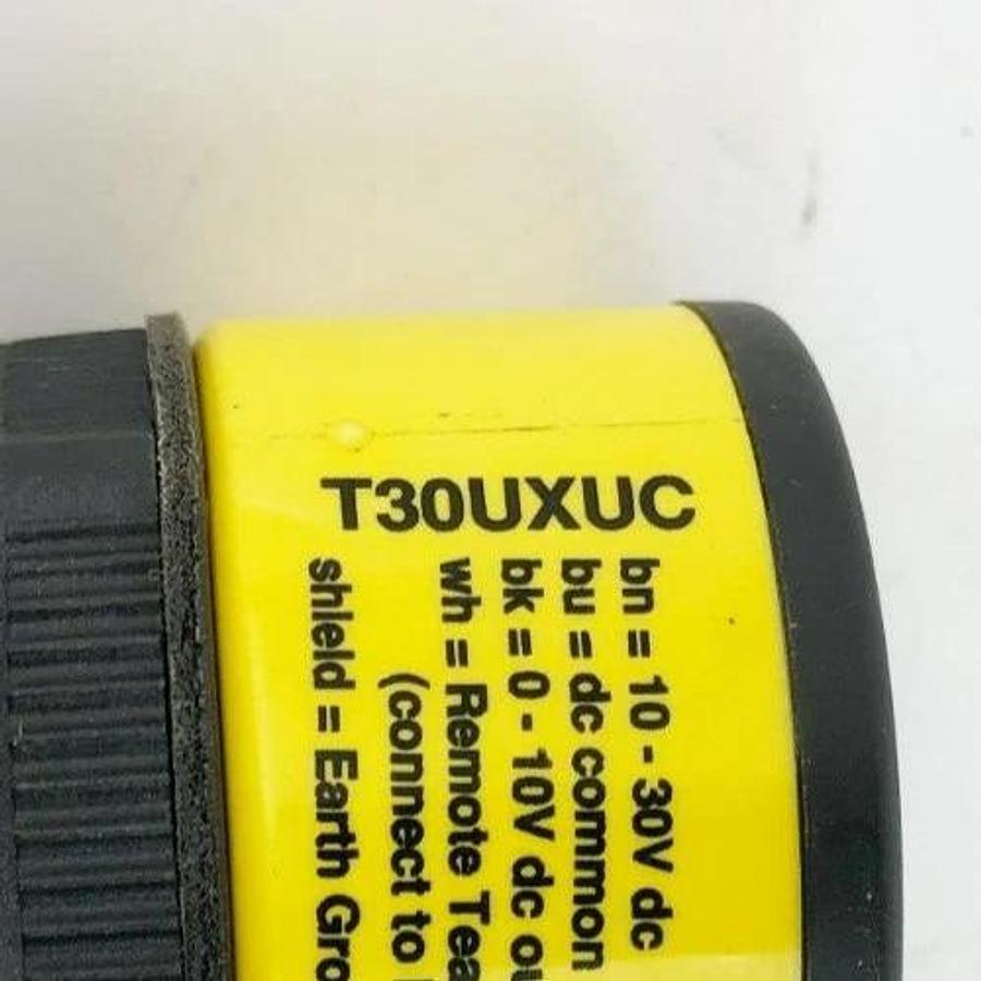 New Banner Engineering T30UXUC Ultrasonic Sensor 3m Range 0-10VDC Analog Output