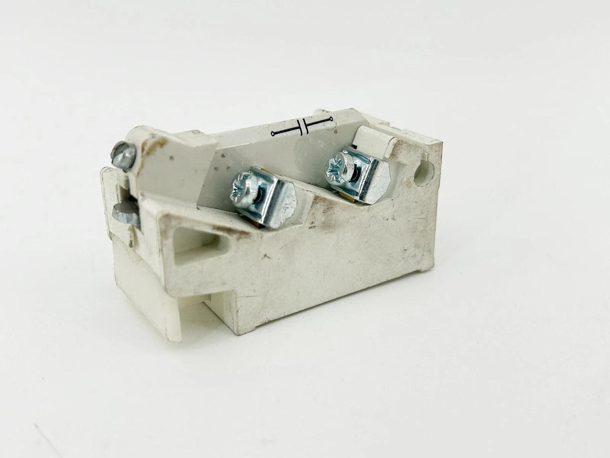 Used Cutler-Hammer J20 Auxiliary Contact 9084A17G02 Model C