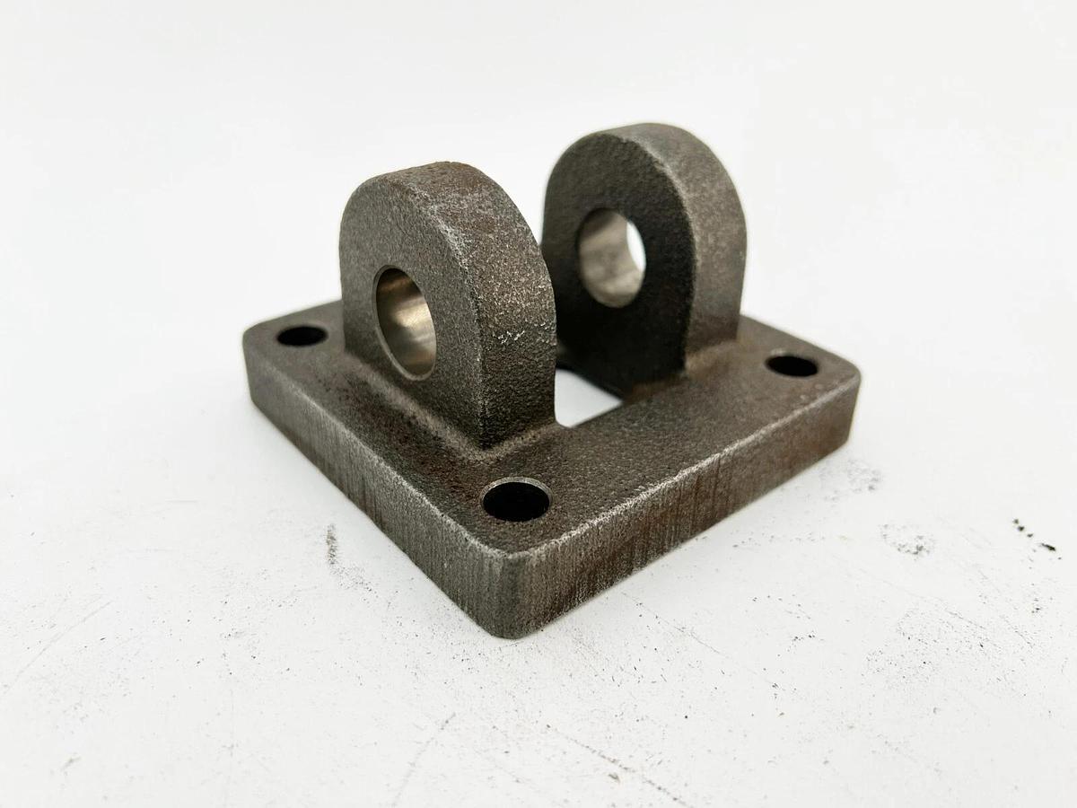New Rexroth P-069627-K0001 Pneumatic Cylinder Bracket Mount 3MP 1-32