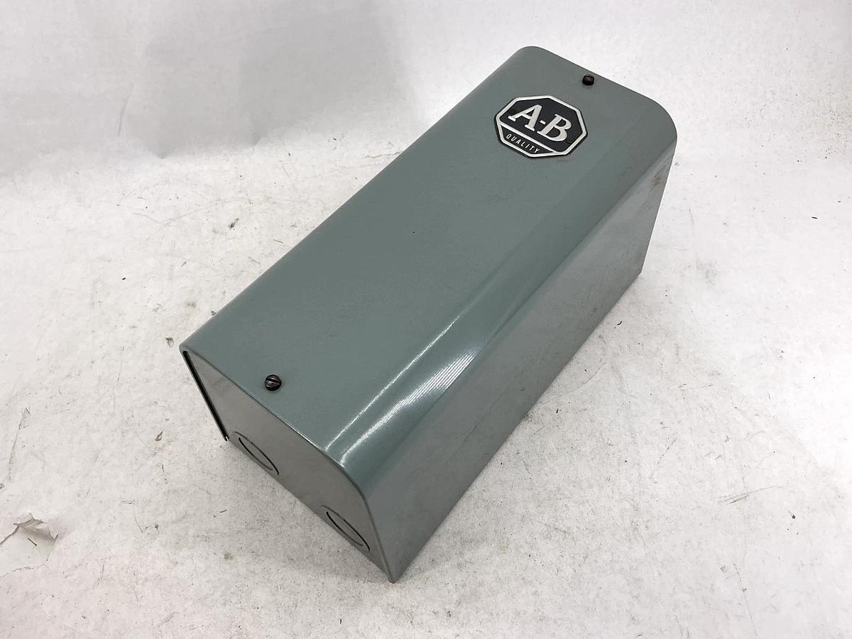 New Allen Bradley 849-ZAD32 Ser B Pneumatic Timing Relay 110/120V 50/60HZ