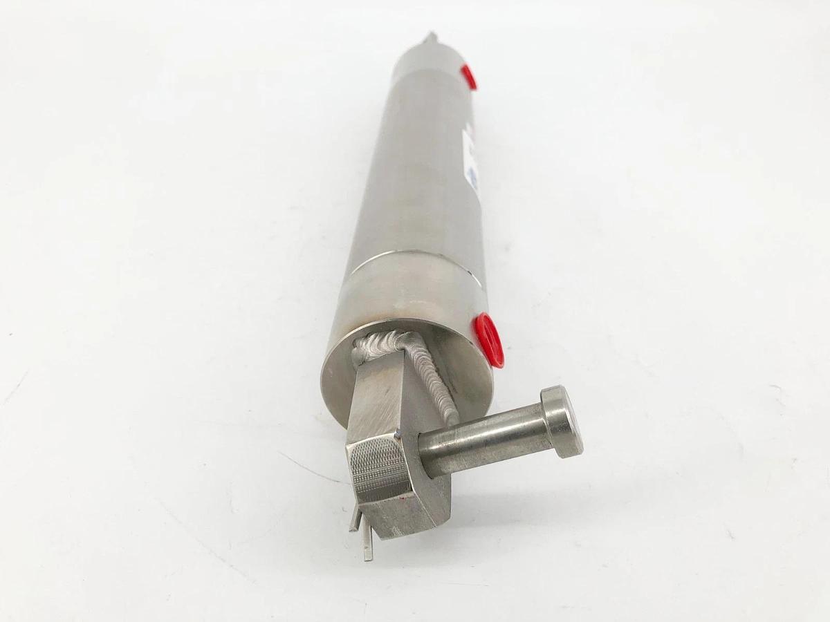 New C&C SC-00025209.00P3C2MP Cylinder 2" Bore 9" Stroke 250psi SS - No Box