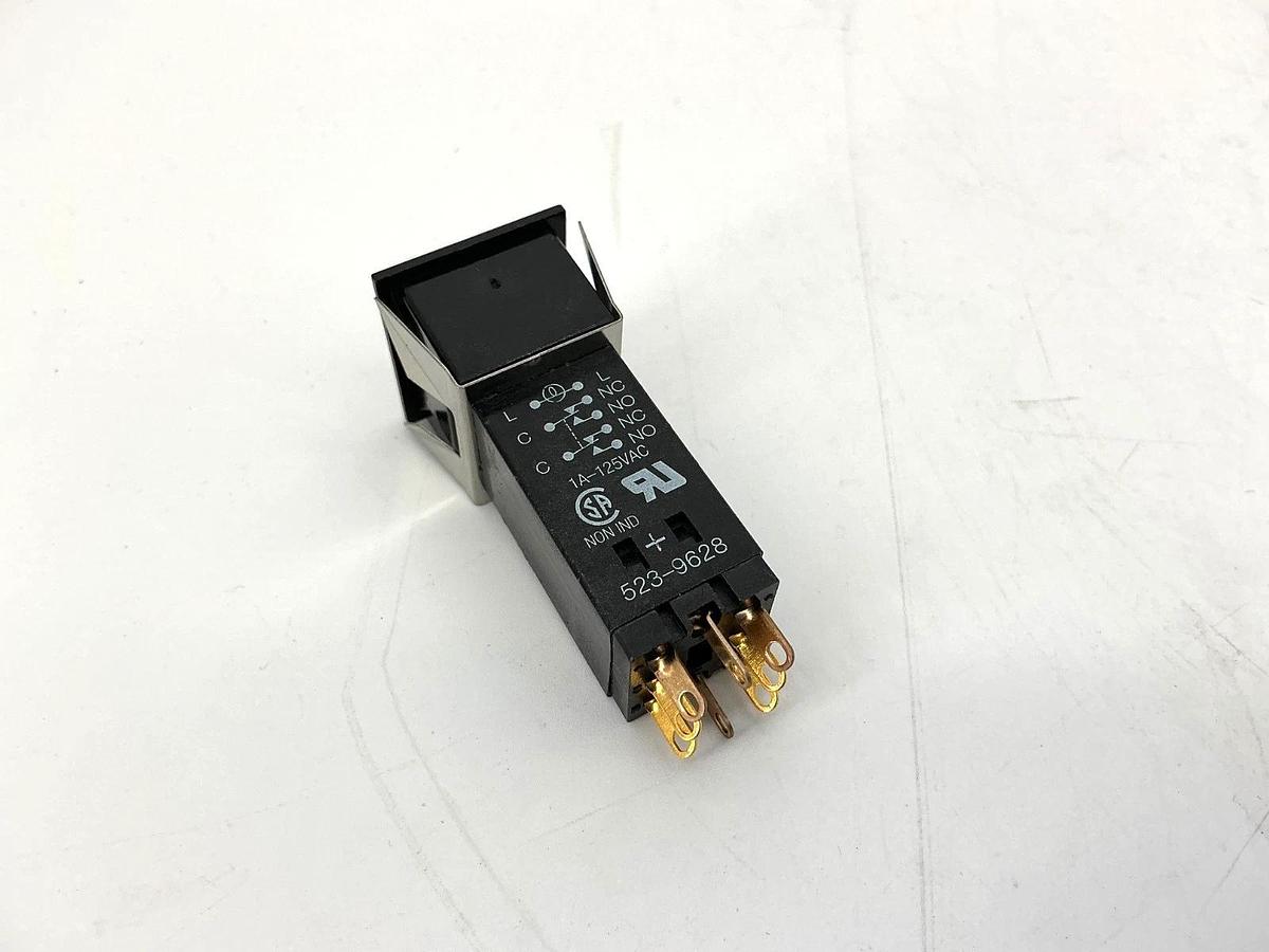 New Dialight 554-2221-311 Illuminated Pushbutton Lamp Holder 8Pin 1A 125V No Box