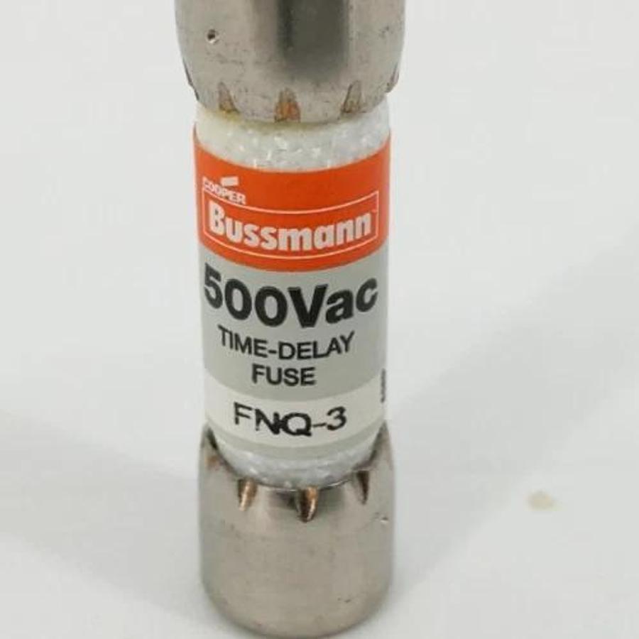 Box of 10 New Bussmann FNQ-3 Time-Delay Fuses 3A 500V