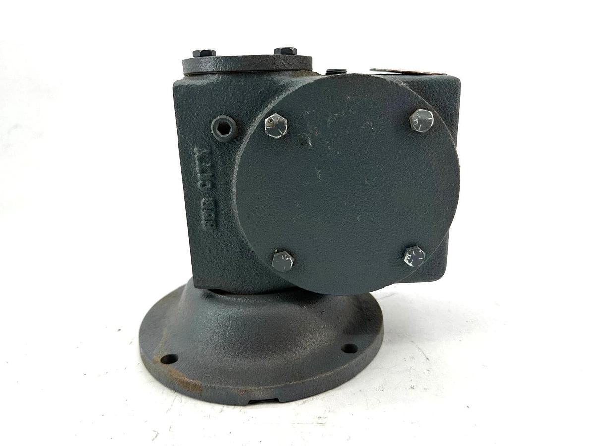 New Hub City 0220-22011-214 Gear Reducer Model 214 Ratio 10/1 Style B - No Box