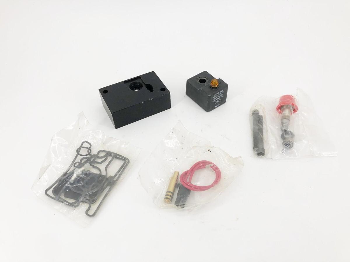 New Parker PS1499G53P Pilot Kit 120VAC K593-327