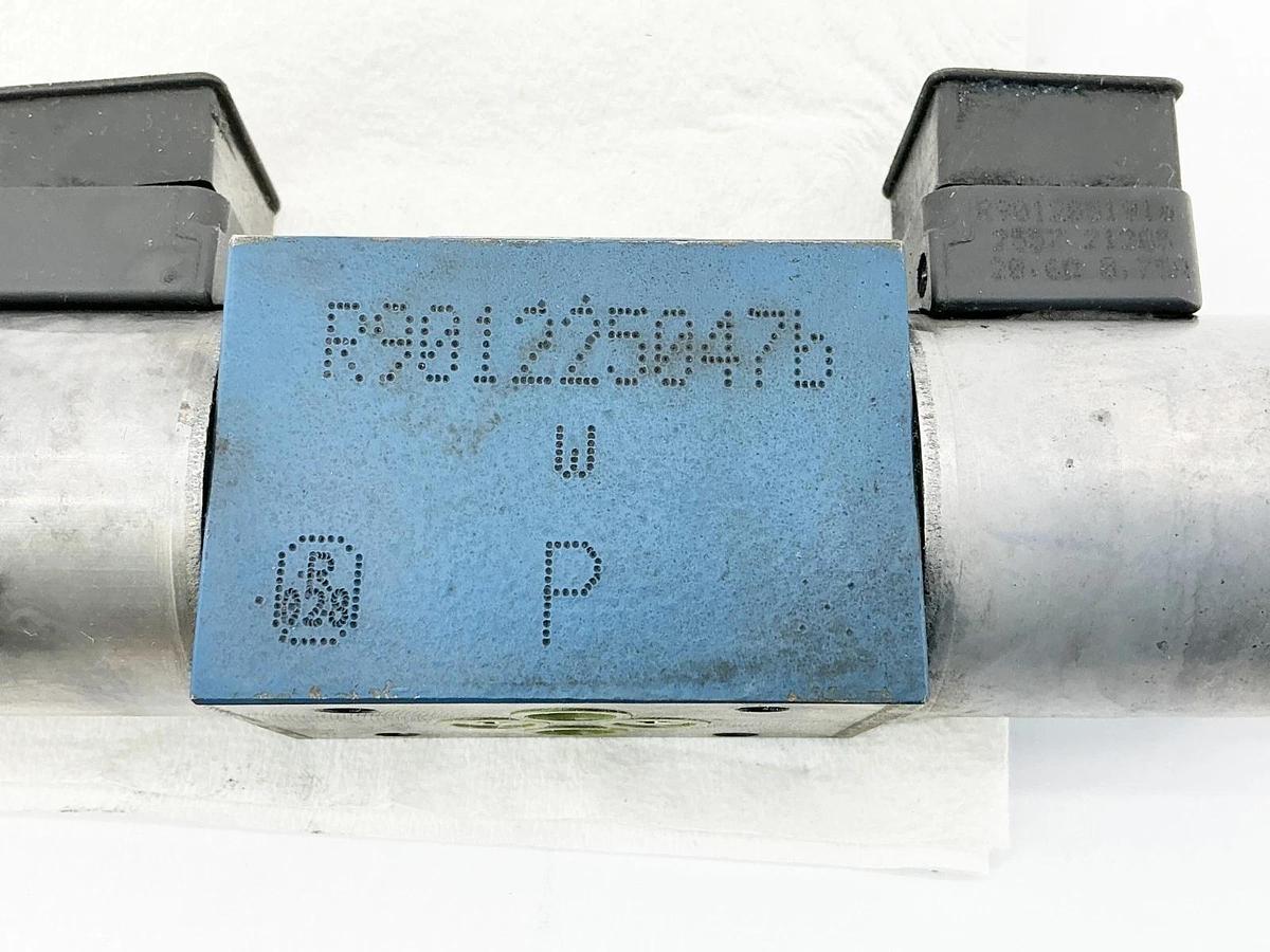 Used Rexroth 3DREP6C20/25EG24N9K4/V Hydraulic Control Valve 24VDC 25Bar R900929529