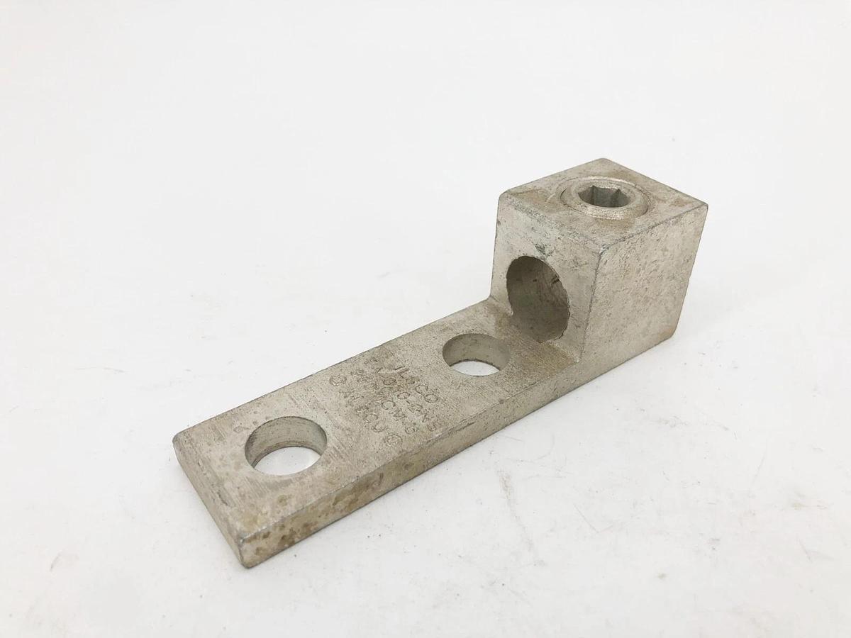 Used Lot of 2 Ilsco TA-350-2NS Mechanical Lugs 350MCM-6 AL9CU