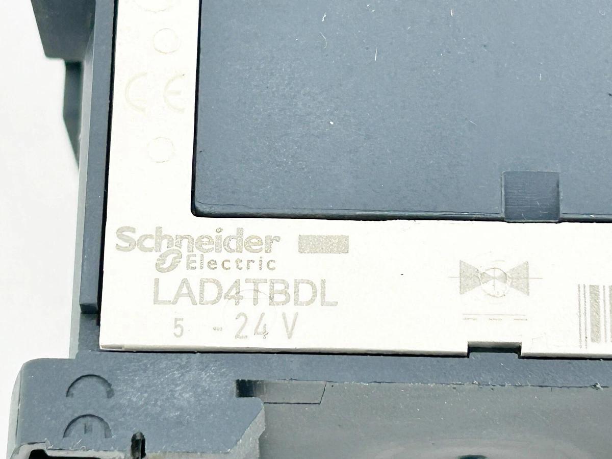 Used Schneider LC1D18JL Contactor 600V 18A IEC Option