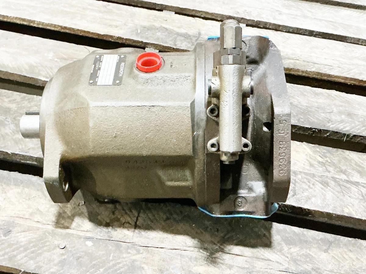 New Rexroth AA10VS071DR/31R PKC92K05 Gear Pump GG2064 - No Box