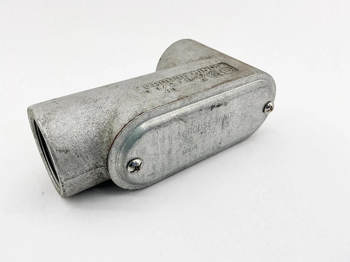 Crouse Hinds LB57 1-1/2" Conduit Outlet Iron