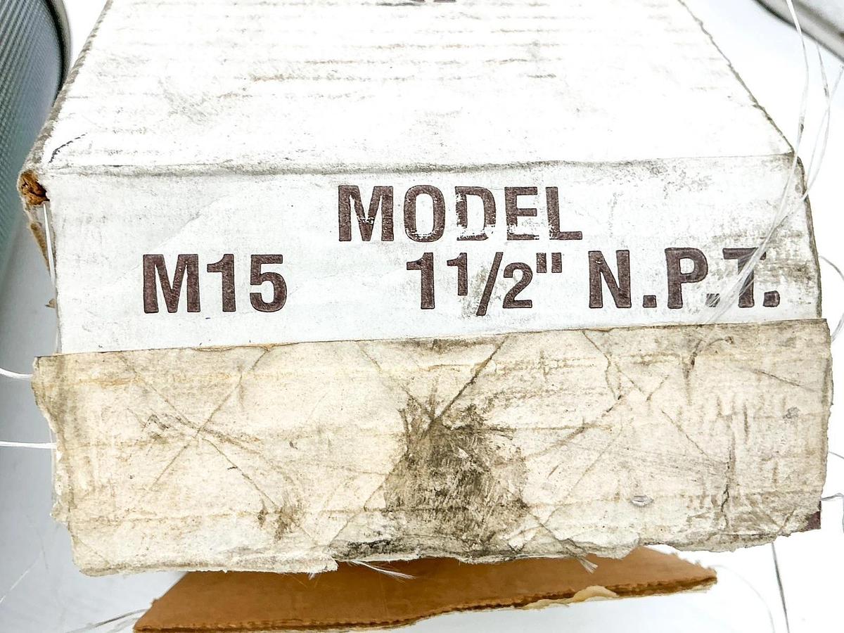 New AutoMuffler Model M15 Exhaust Muffler 44AW56 1-1/2NPT