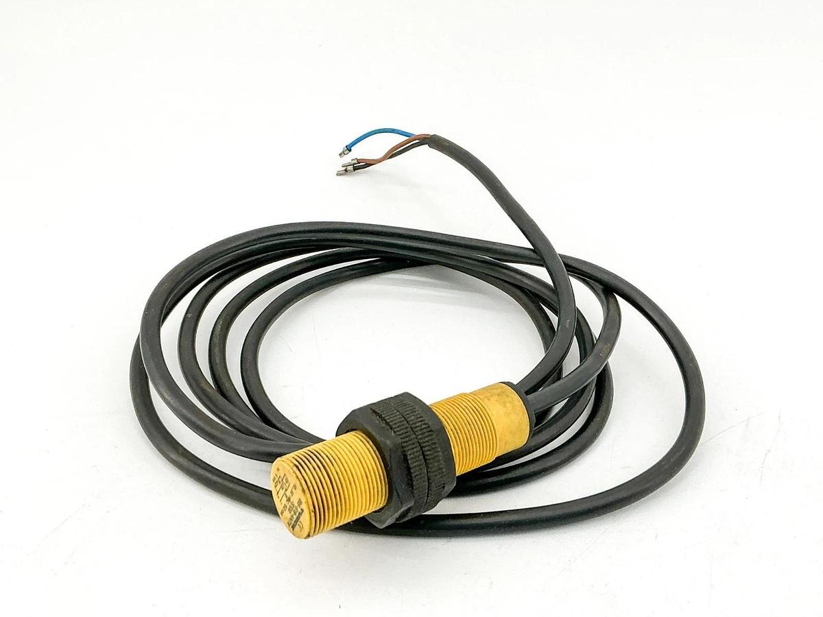 Used Turck BI5-S18-AN7X/S100 Inductive Sensor 10-30VDC 3 Wire 17734 - No Box