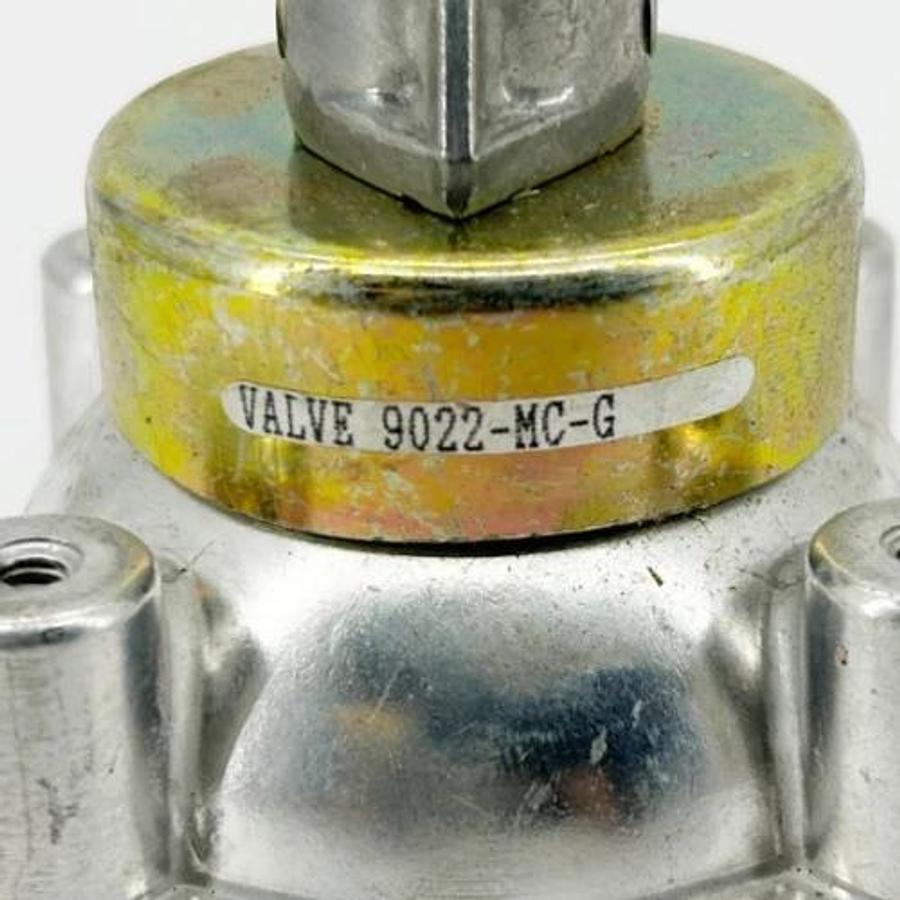 New Barksdale 9022-MC-G Shear-Seal Directional Control Valve - No Box