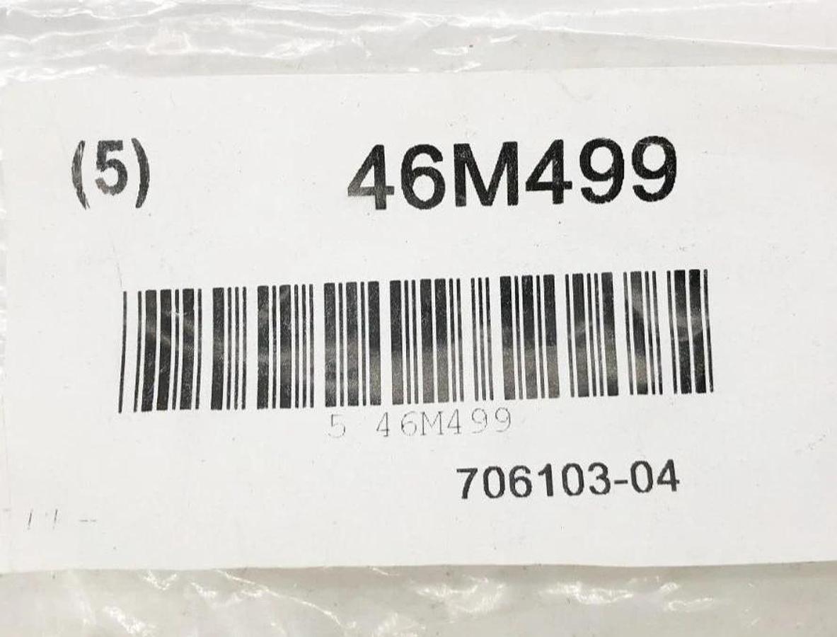 Lot of 10 New 46M499 Brass Couplings 1/4 x 1/4 FNPT 1-1/8 OAL 706103-04