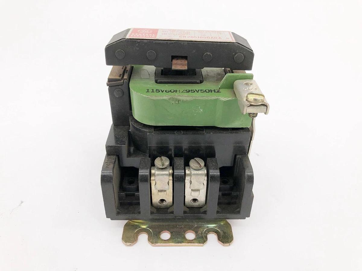 New General Electric CR205J000ADA Contactor 1 Pole 115V Coil 600V Max - No Box