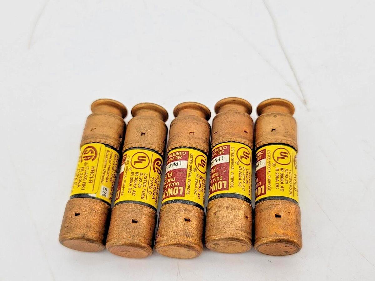 Lot of 5 New Bussmann LPN-RK-8SP Low Peak Fuses 8A