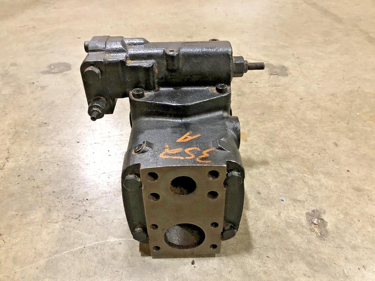 Used Oilgear PVG-130-F1UV-LSFZ-P-1NNSN Axial Piston Variable Pump 1-1/2" Shaft