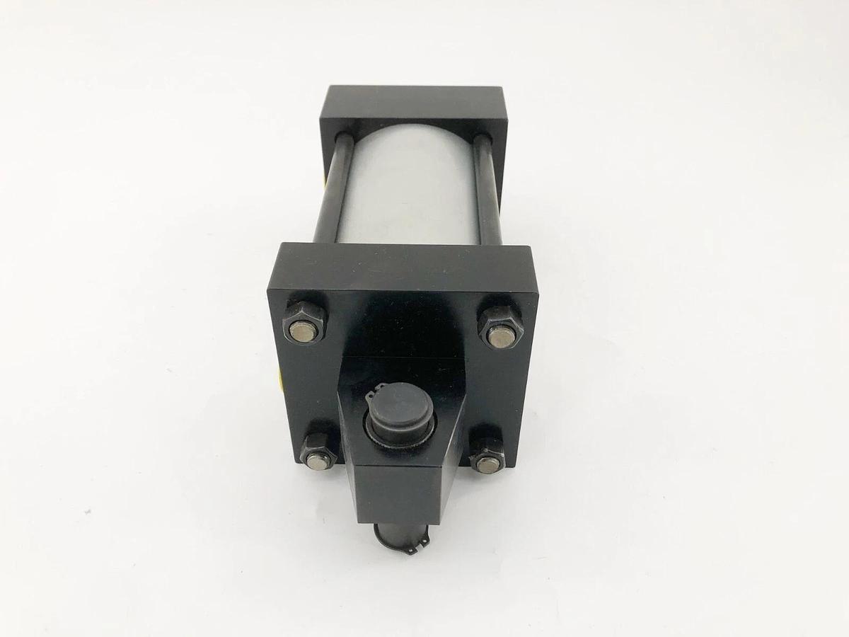 New Numatics P3AP-03A1E-CAA2 Cylinder 3.25" Bore 3" Stroke - No Box