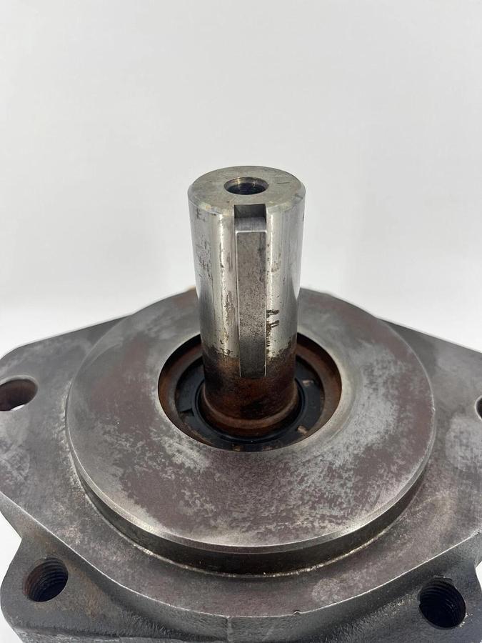 New Denison T7DS B31 1R02 A100 Vane Pump 024-77063-0