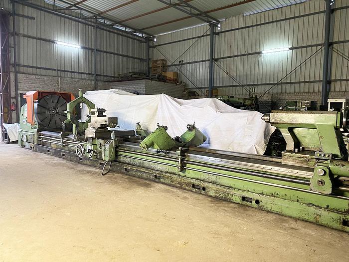 Used Tacchi 8 meter Heavy Duty Lathe Machine