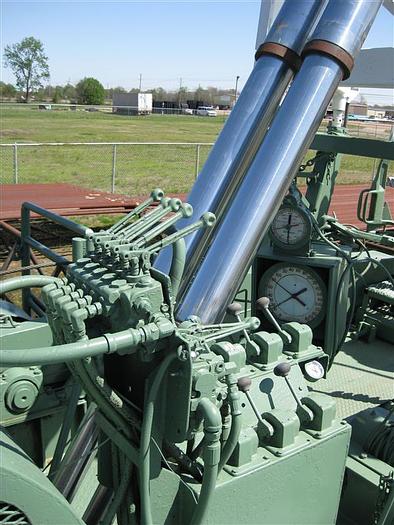 Used R-6 Double Drum Drawworks Rig