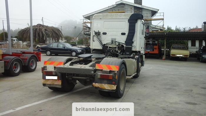 Used 1994 VOLVO F12 400 tractor unit