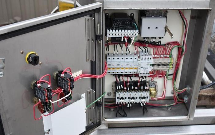 D'occasion USED MOLINE DONUT GLAZING SYSTEM