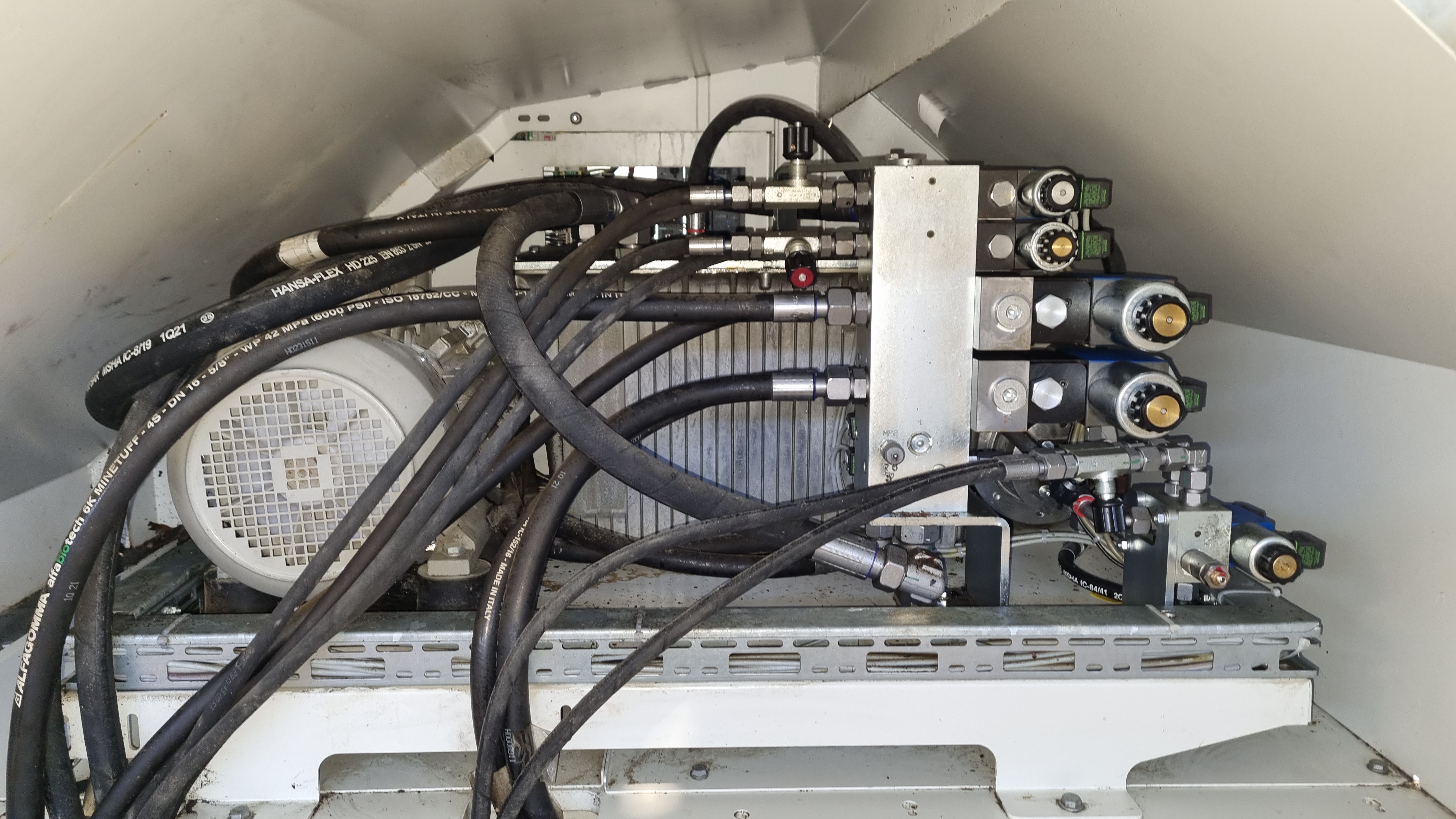 Used Ballenpresse HSM, Typ HL 4010 Re, Baujahr 2015