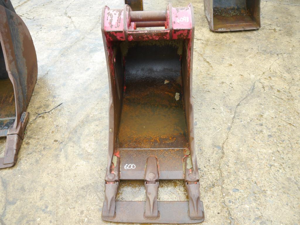 Used Digger Bucket 600mm for Sale at LBG Machinery, Ltd.