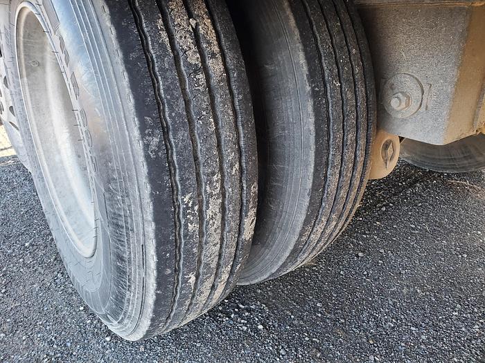 Used 2014 53' Trinity Eagle Bridge 4 Axle Belt Trailer