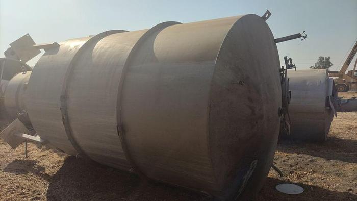 Used Tank, 4,500 Gallon, S/st, Cone Bottom, On Legs #S744778