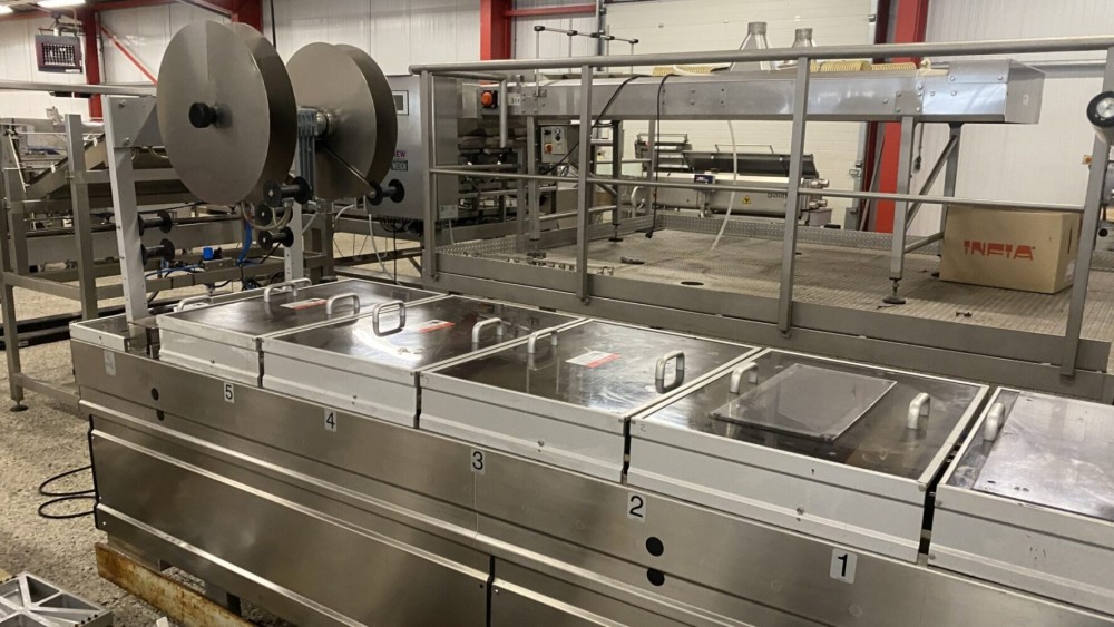 Used Multivac R240 thermoformer